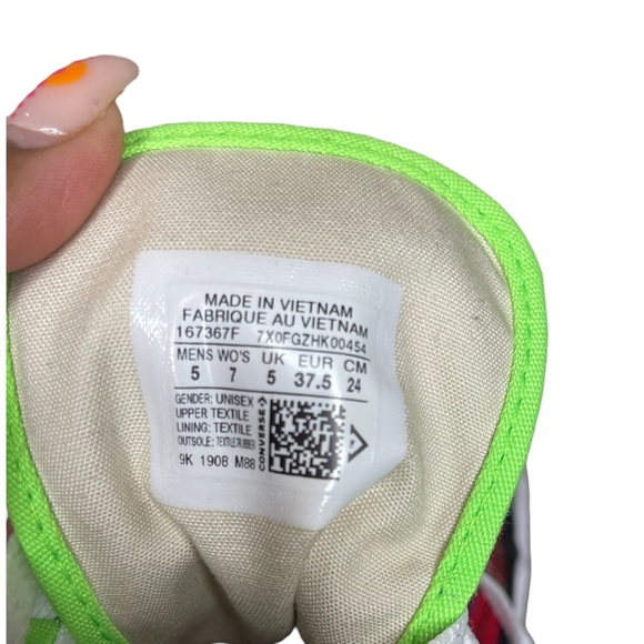 Converse “World Peace” Chuck Taylor - Picture 8 of 9